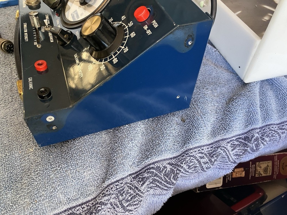 Vintage Lindquist Stimulator Model GS 370
