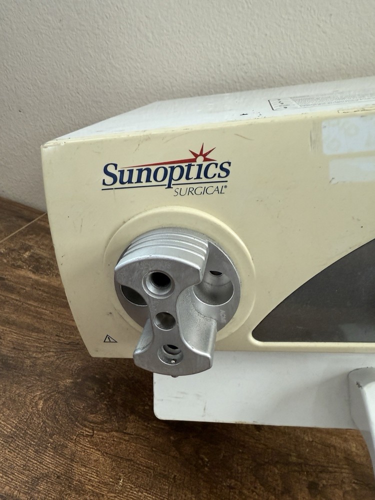 Sunoptics Titan 400 High Performance Xenon Light Source (S400T)