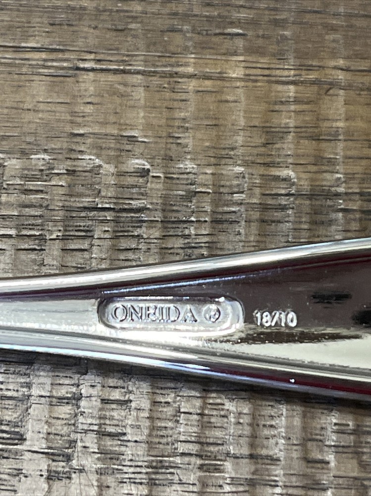 Oneida GLOSSY CAROLINA Stainless Flatware Your Choice NEW silverware
