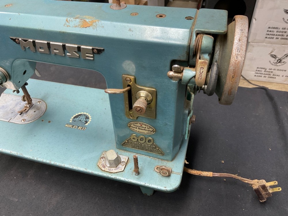 Vintage Morse 600 Sewing Machine - Untested As-is