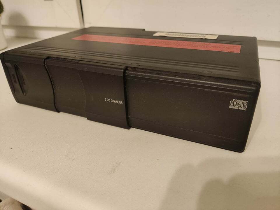 BMW E39 E38 E46 E53 X5 3 5 Series CD Changer With 6 Discs