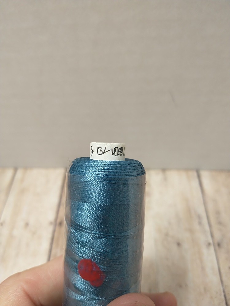 Madeira Polyneon 1000m Embroidery Thread Blue 17