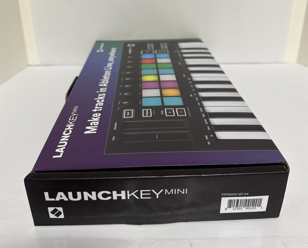 Novation Launchkey Mini Mk3 25 Mini-key Midi Keyboard Controller/Read