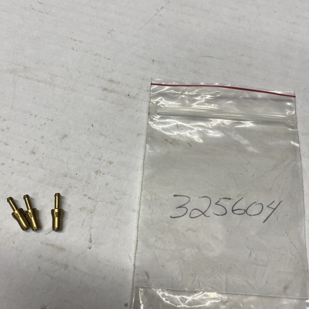 Three Evinrude Johnson Nipples 325604 BB-339