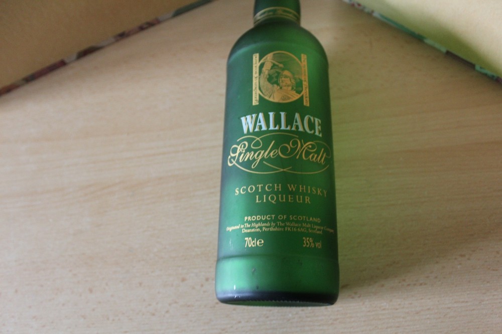 WALLACE WHISKY EMPTY BOTTLE - 70cle SIZE
