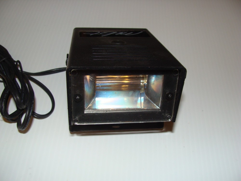 Model ST400 Strobe Light with Variable Speed WORKS GREAT !!!