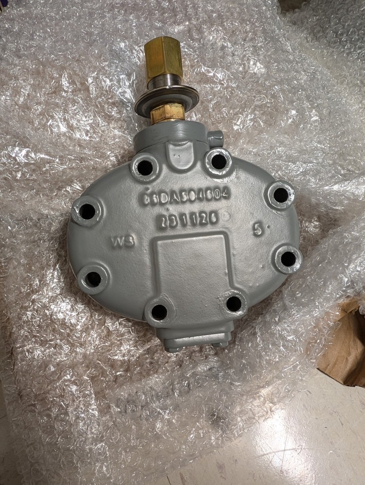 Carrier 06DA504604 Compressor head, high powered