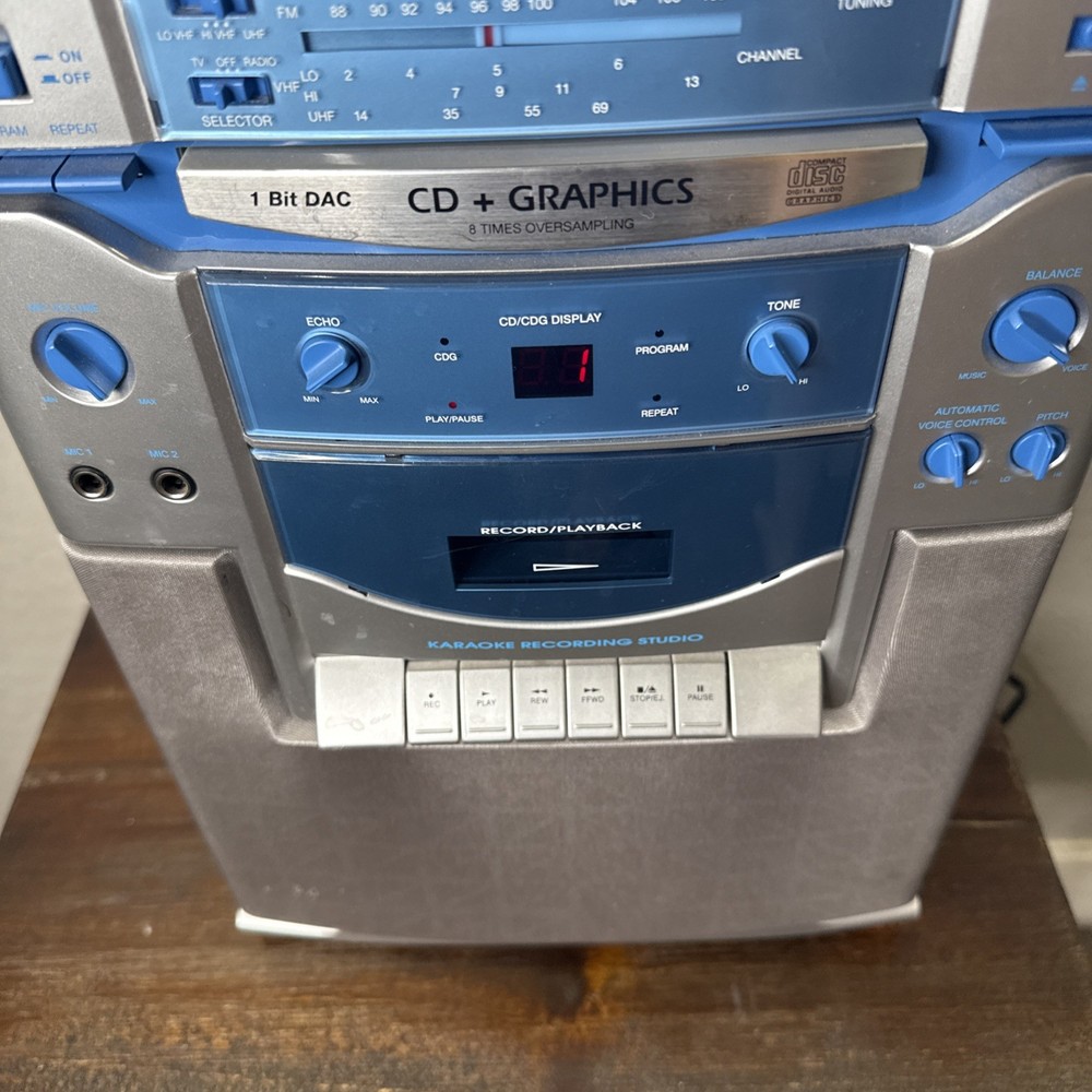 MTV The Singing Machine Karaoke EUC Read Description