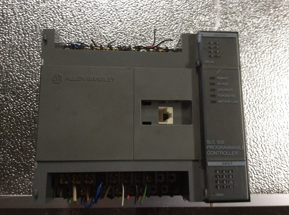 Allen Bradley SLC 500 Programmable Controller, processor unit 20 I/O, #1747-L20C