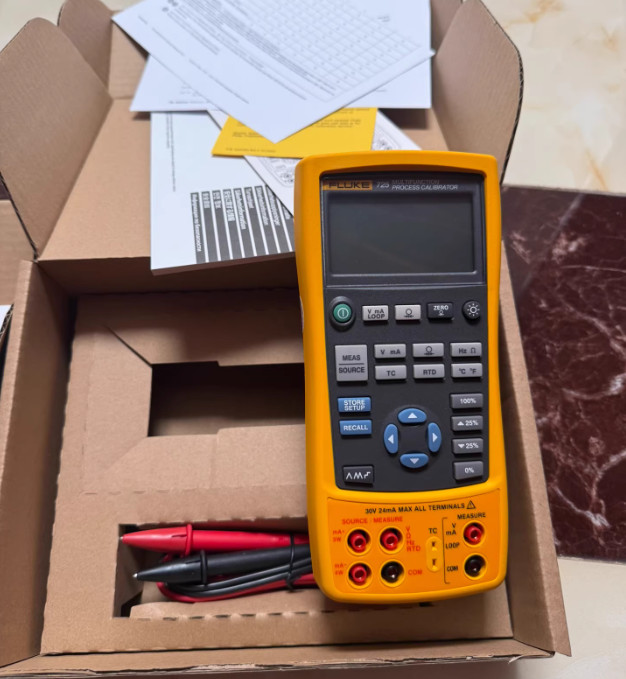 1pcs Fluke 725 Multifunction Process Calibrator