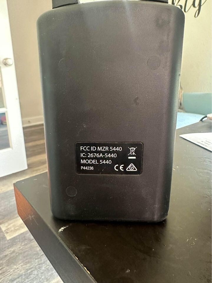 Master Lock Box 5440, Electronic Portable Key Safe, Bluetooth iOS/Android No QR.