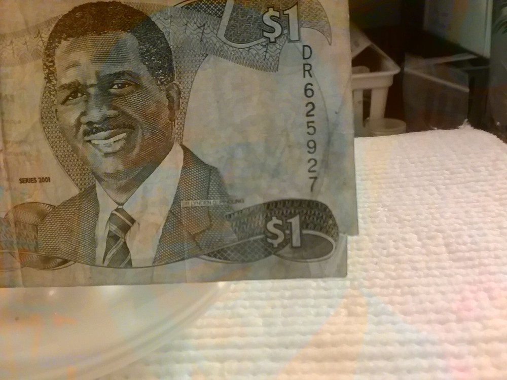 Bahamas 200 $1 Note