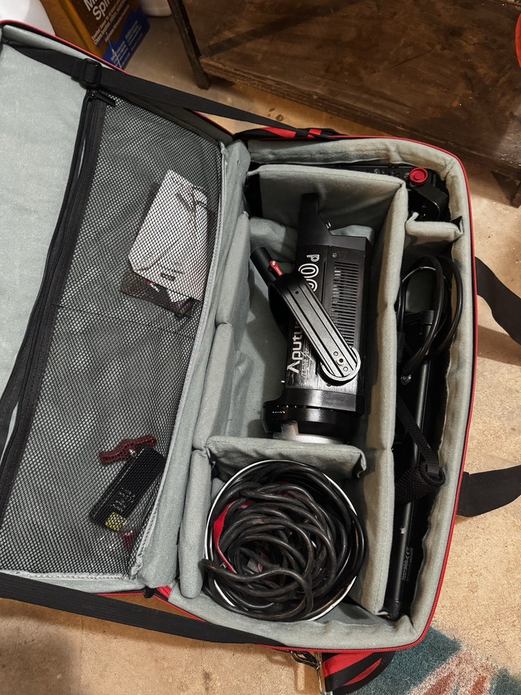 Aputure 300d Light Storm COB