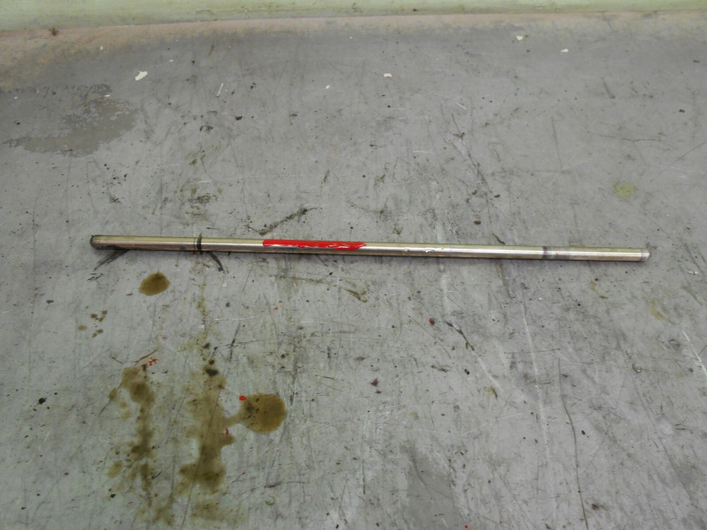 triumph  thunderbird    clutch  push rod  (2000)