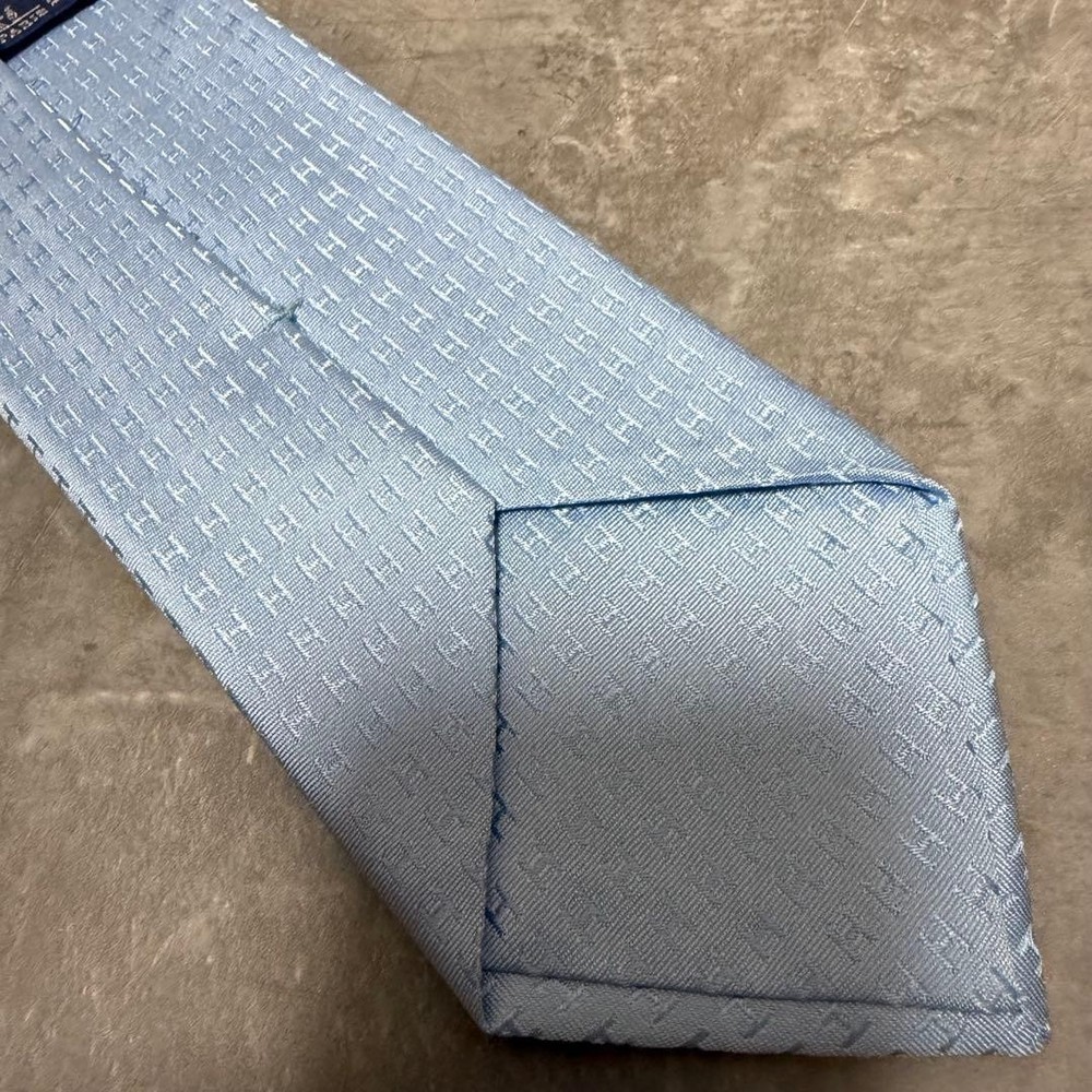 HERMES tie light blue fasone H pattern