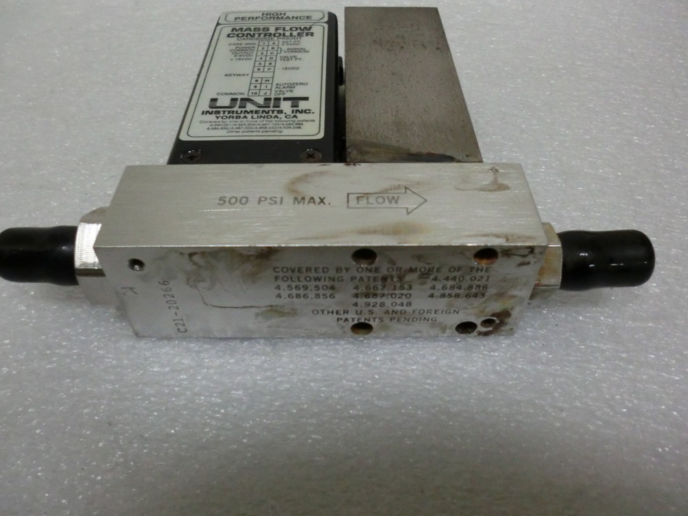 Unit Instruments Mass Flow Controller UFC-2020