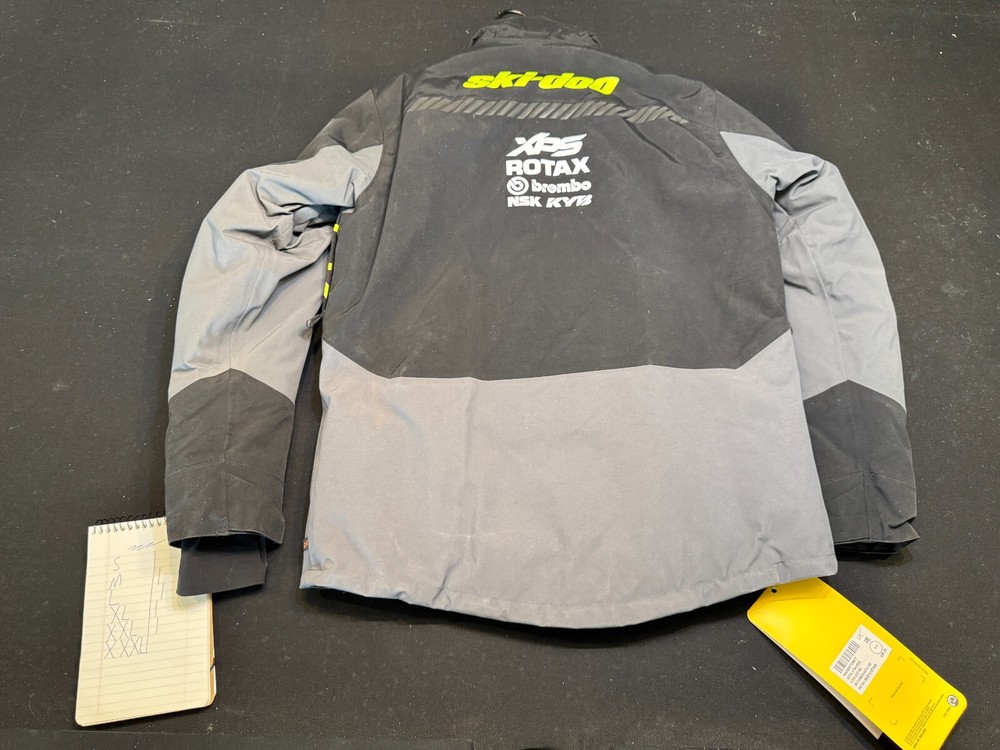 SKI-DOO X-TEAM SNOWMOBILE JACKET SIZE MEDIUM