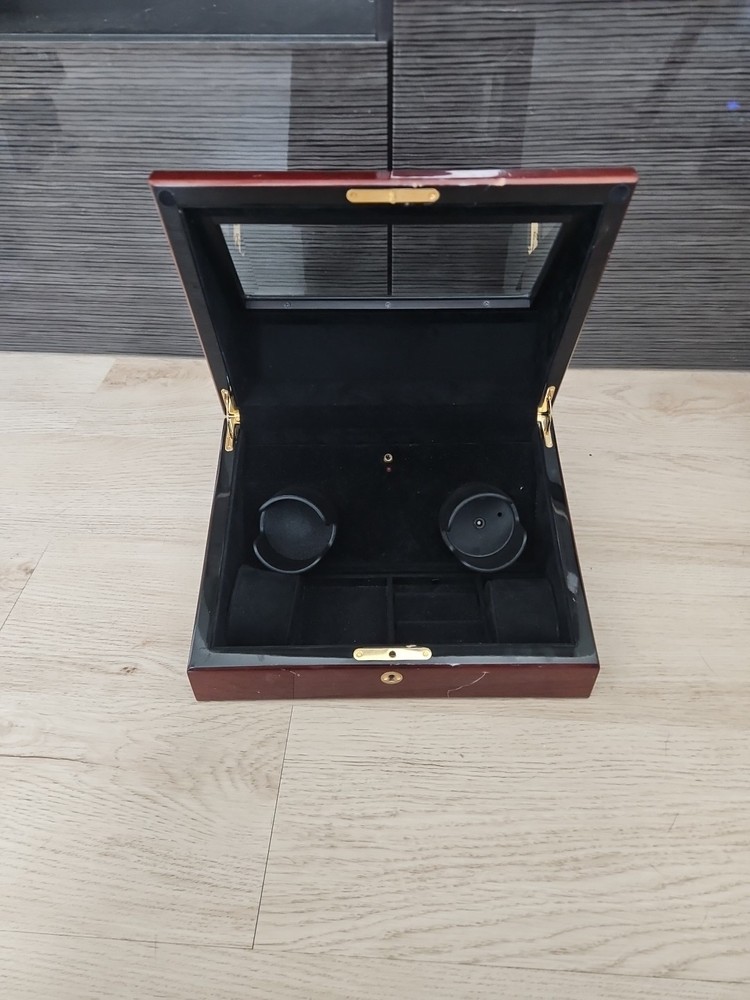 Orbita 2 watch winder Wood NEEDS WORK