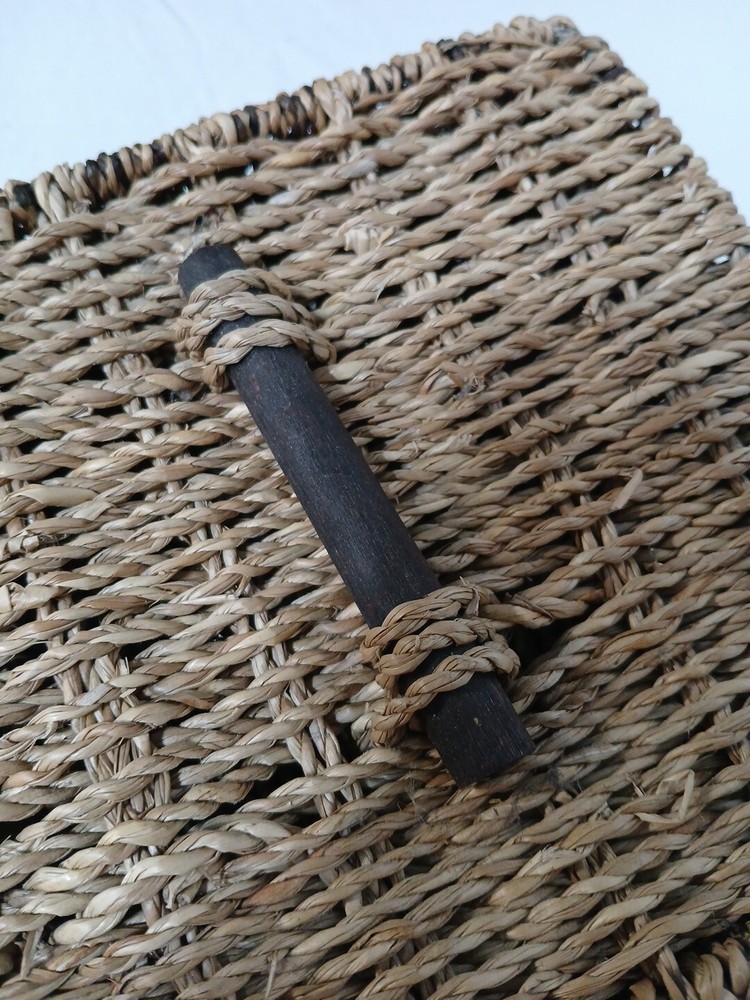 Wicker rattan Brown rustic boho basket Storage Box with lid 7"x7"x4"