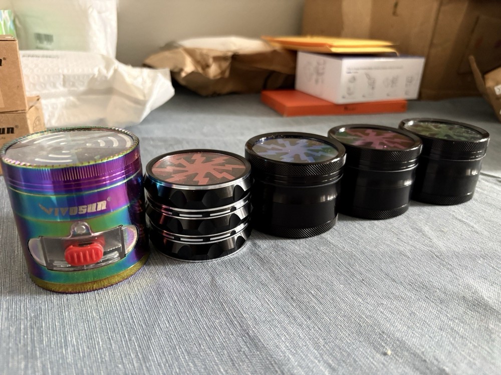 5 Pack Manual Spice Grinder Mixed Colors 4 Layer Kitchen Crusher Bulk