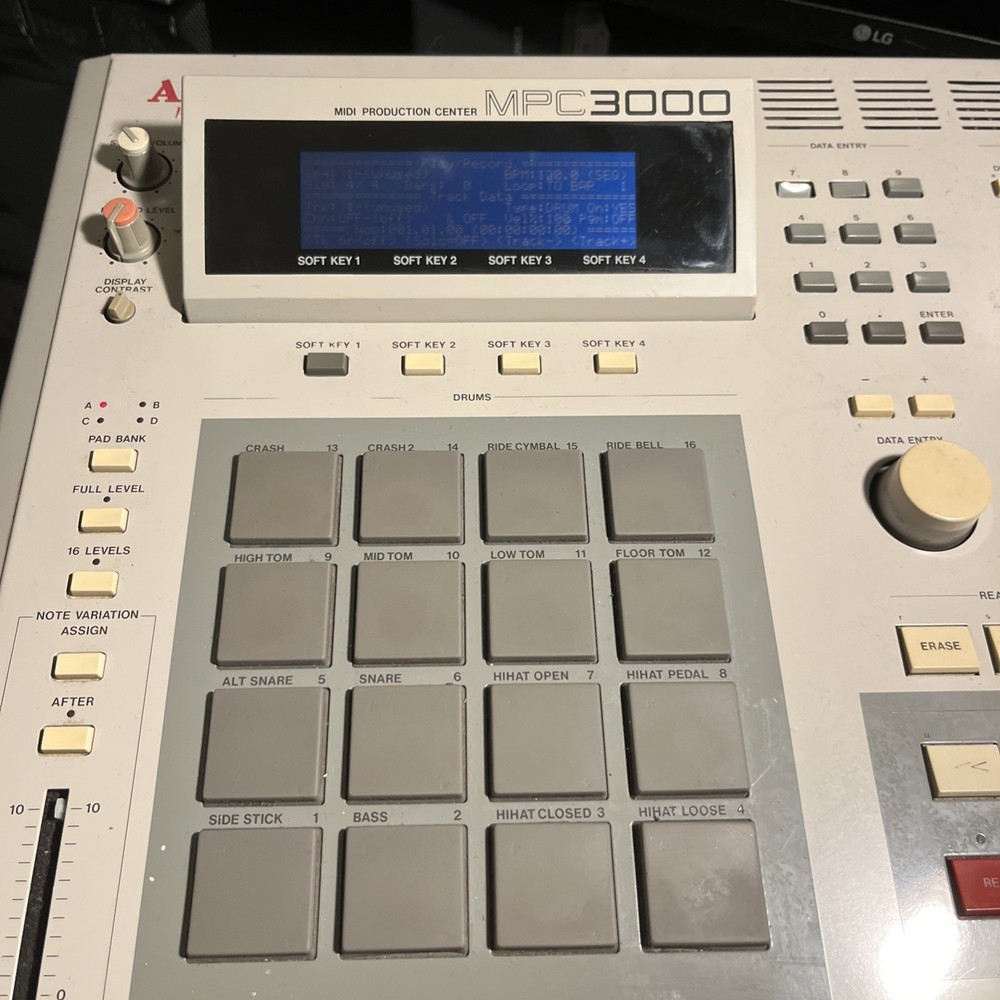 Akai MPC3000 Rhythm Machine Sampler Sequencer Vintage Japan