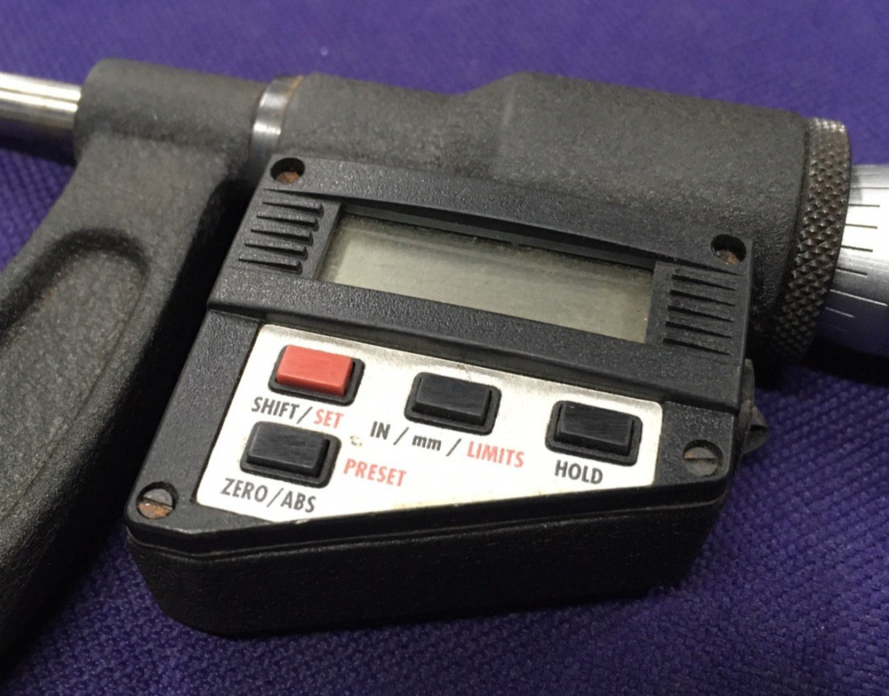 Starrett 733 3-4" Digital Electronic Outside Micrometer - Needs Battery