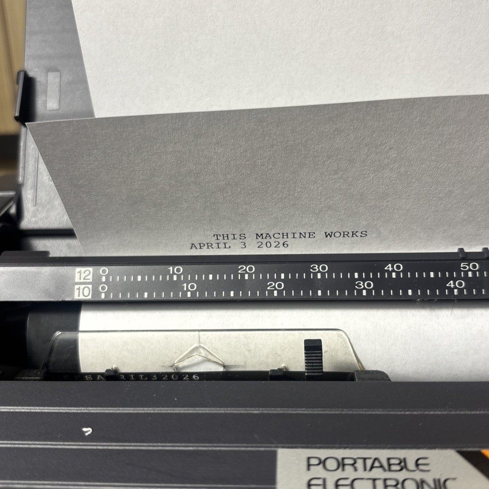Sharp PA-3000 Portable Electronic Intelliwriter typewriter Tested