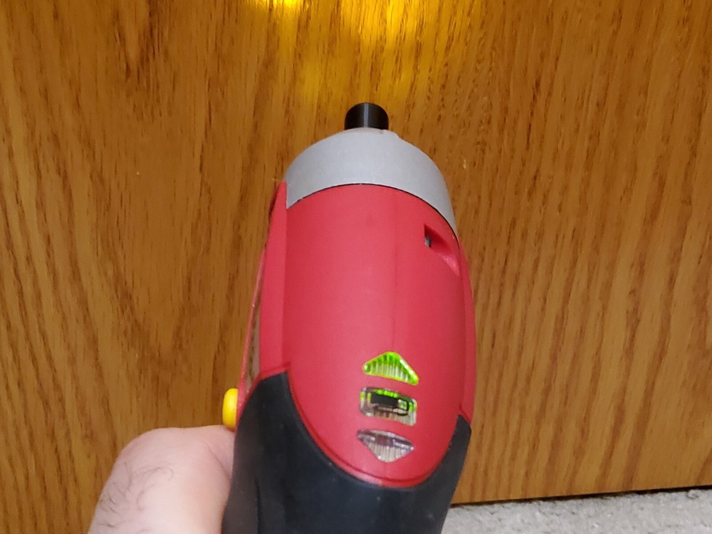 SKIL ixo2 Handheld Compact Cordless Screwdriver Smartcharge System 3.6V EUC