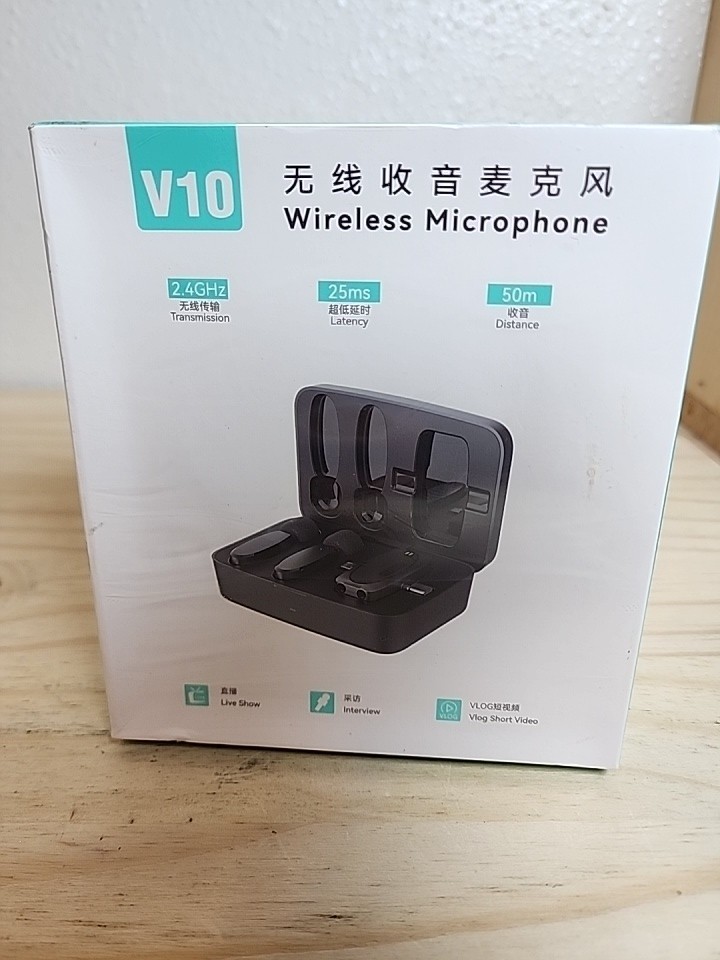 V10 Wireless Lavalier Microphone for iPhone iPad Android with Charging Case