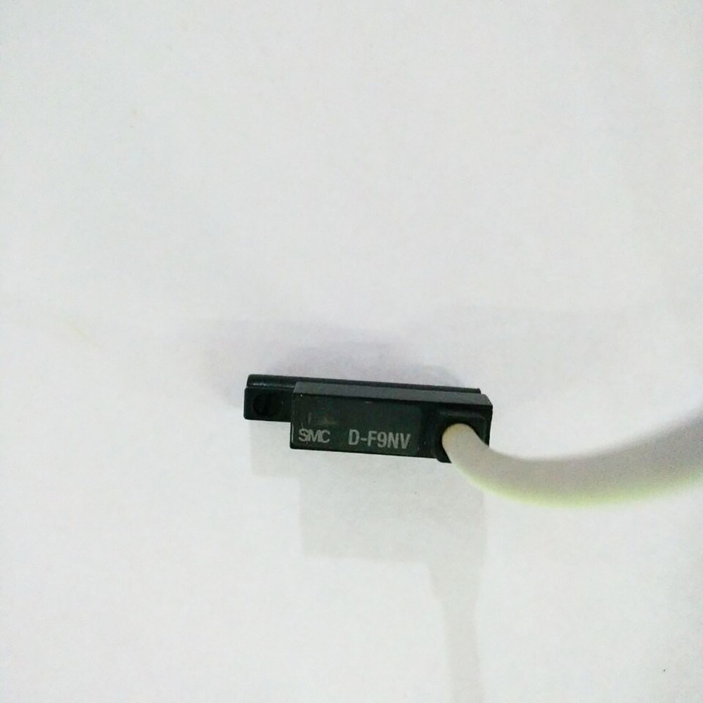 SMC  D-F9NV Solid State Auto Switch, 3-Wire, NPN, Direct Mount Sensor ✦KD