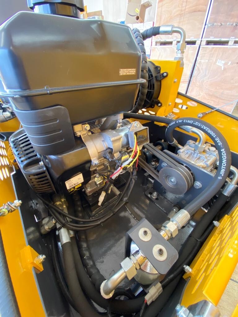 FREE SHIPPING New 1 Ton Asphalt Roller BRIGGS & STRATTON ENGINE - EPA certified