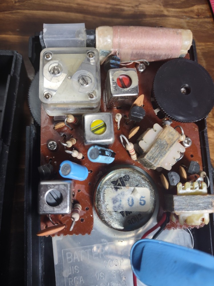 Kmart Solid State AM Transistor Pocket Radio Model 06-31-09