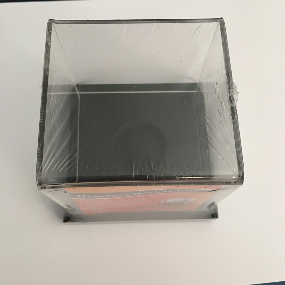 Darice Baseball Display Case 3.65" x 3.65" x 3.5"