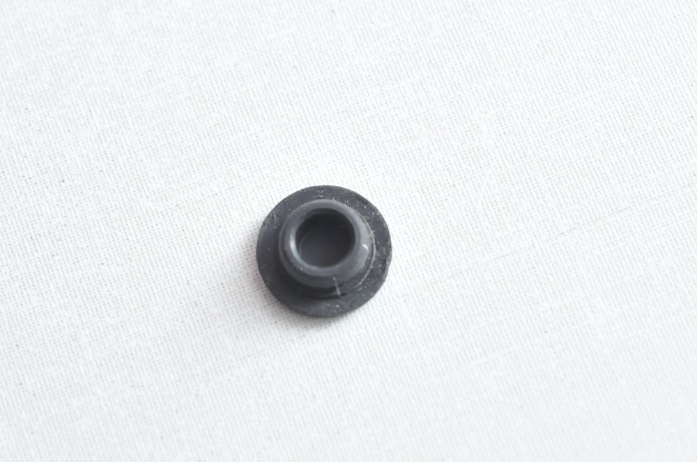 Mamiya Rubber Remote Release Terminal Cap Cover for 645 Pro