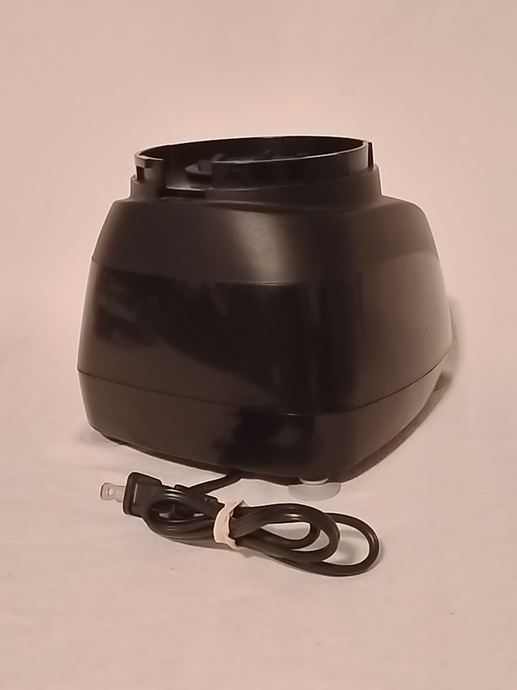 BLACK & DECKER FP1600B Food Processor Replacement Part Base (Motor Only)WORKING