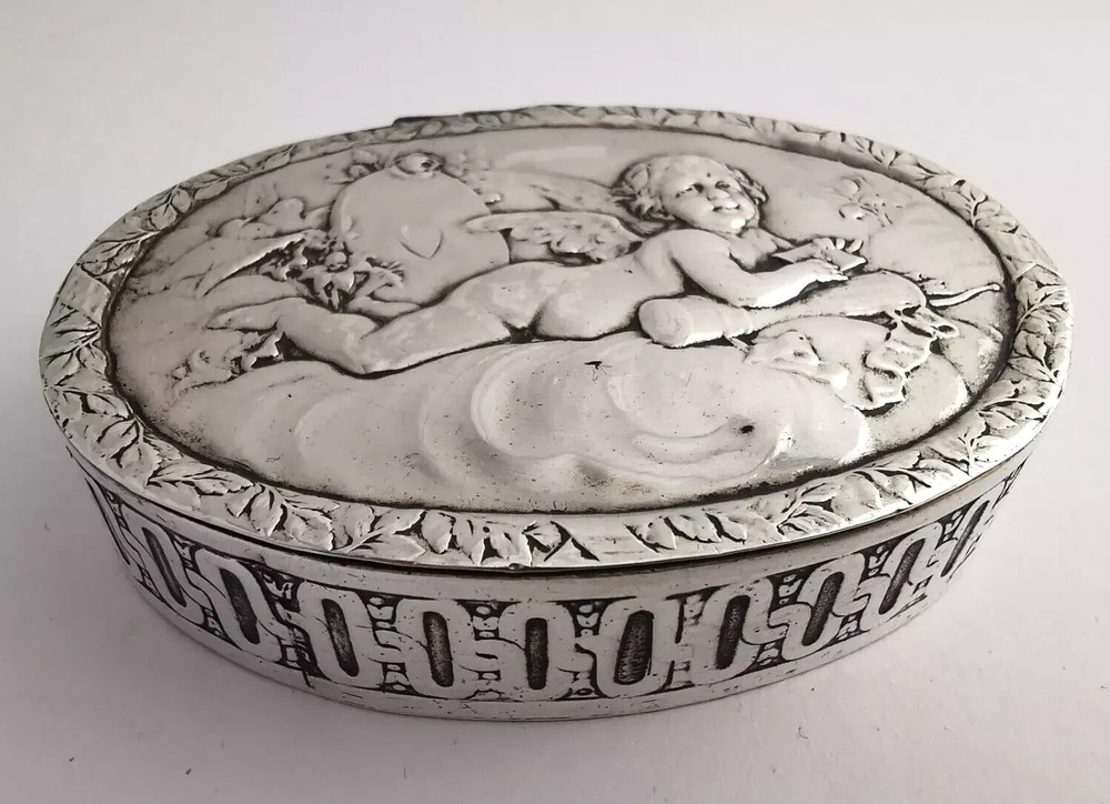 Berthold Muller Solid Silver Table Box - Chester 1901