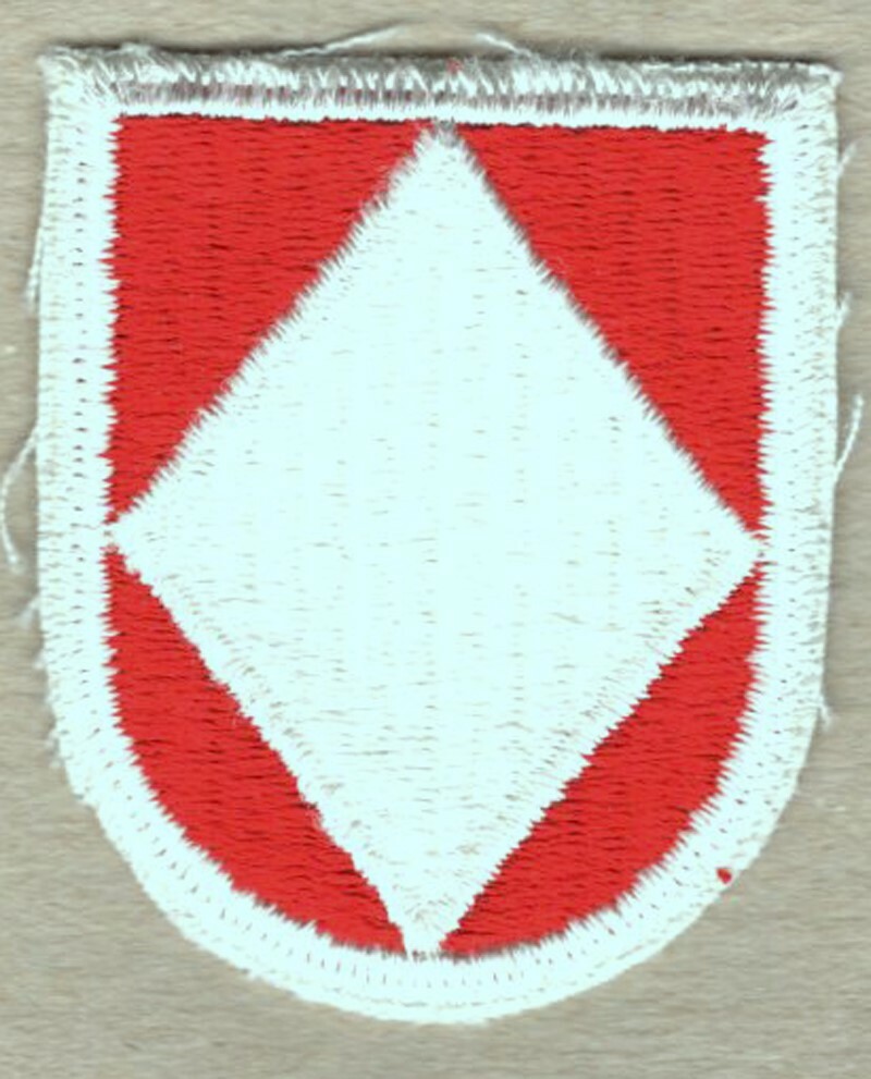 Army Beret Flash Patch: 618th Engineer Company - cut edge