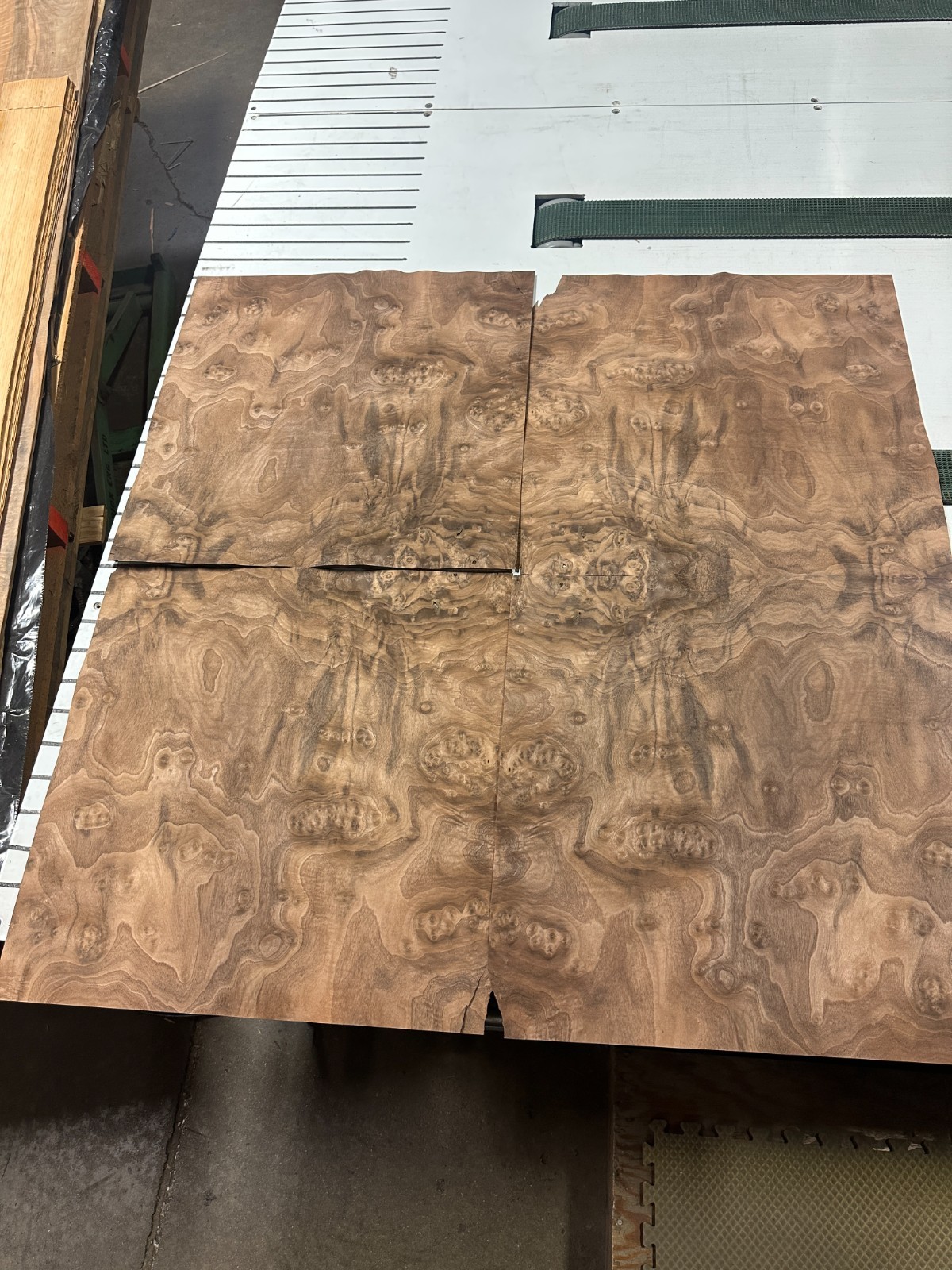 Walnut Burl Raw Wood Veneer 2 sheets 25'' x 23'' 916R