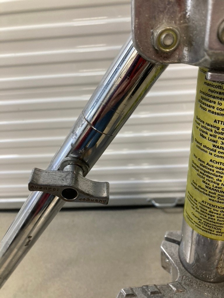 Manfrotto 087NW Steel WIND-UP PHOTOGRAPHY STAND Heavy Duty w/Wheels & Brake