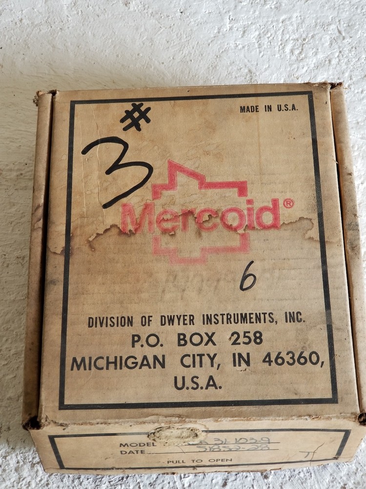 *NOS* Merciod Control Pressure Switch DA-31-103-9