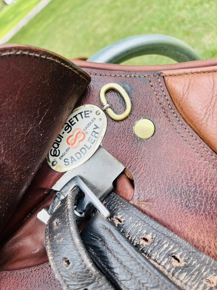 Equi-bette Jump Saddle
