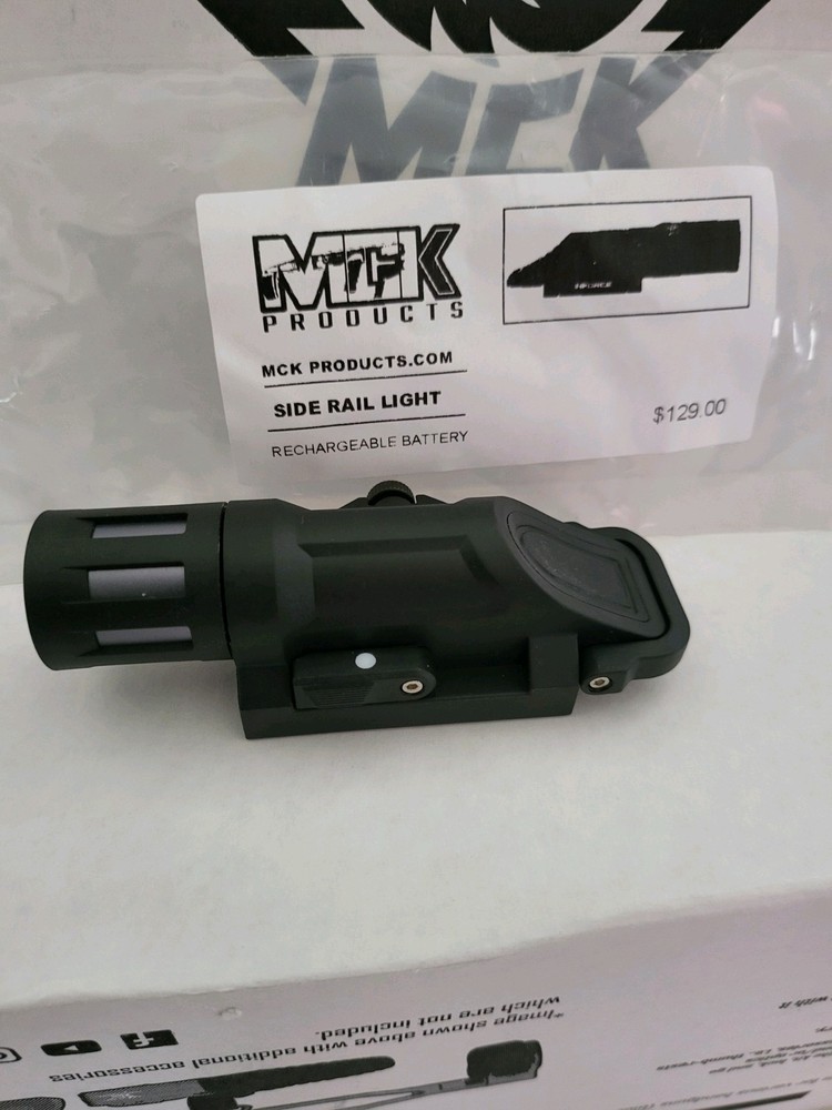 MCK FLASHLIGHT TARGET PACK SIDE MOUNT FLASHLIGHT+ LASER +THUMB REST