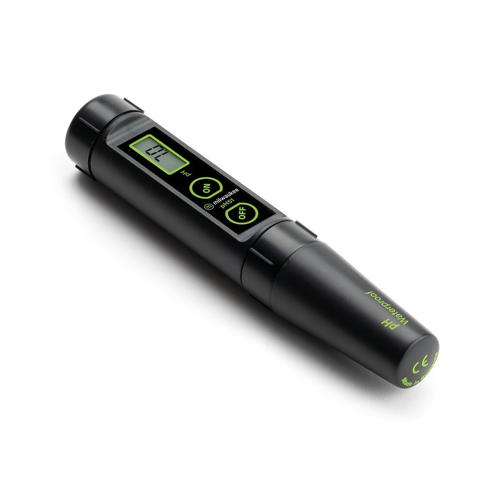 Milwaukee pH51 Waterproof pH Tester with Replaceable Probe