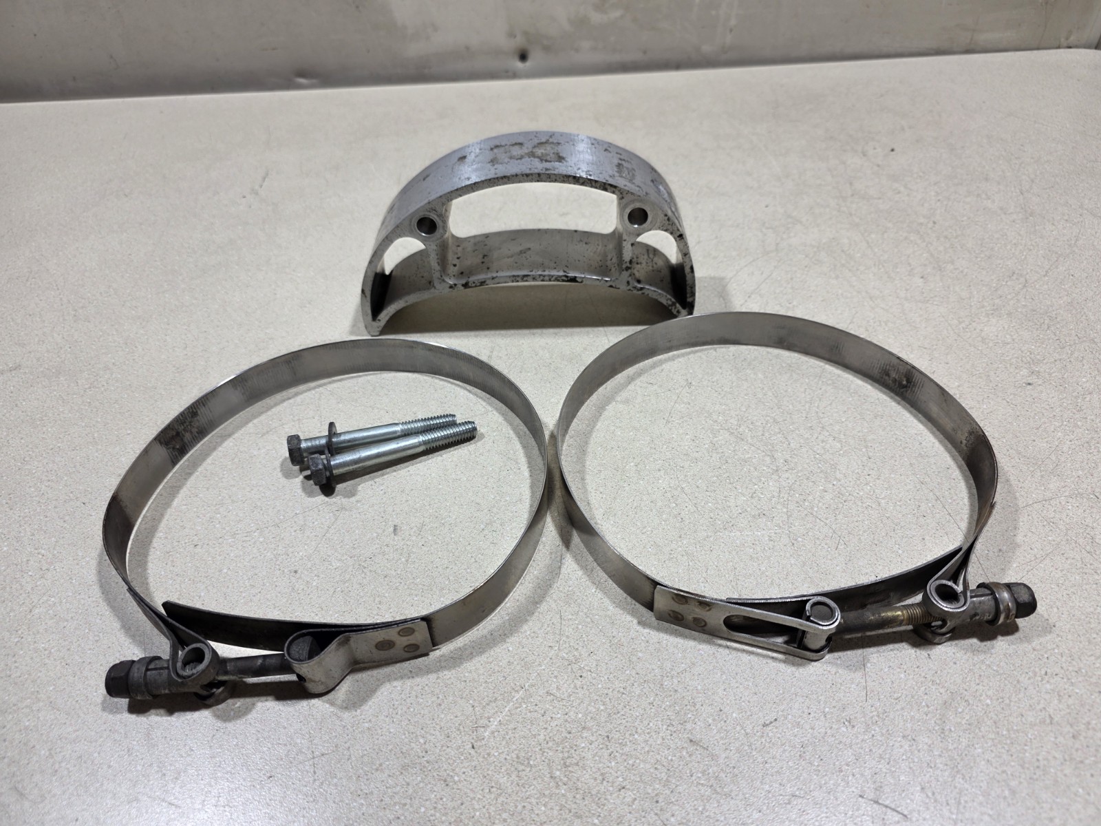 2006 Buell Ulysses XB12 XB12X Rear Exhaust Muffler Mount Hanger #NV3-66