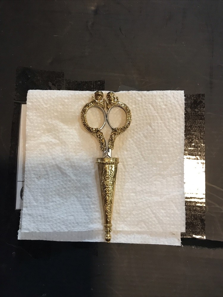 Scissors