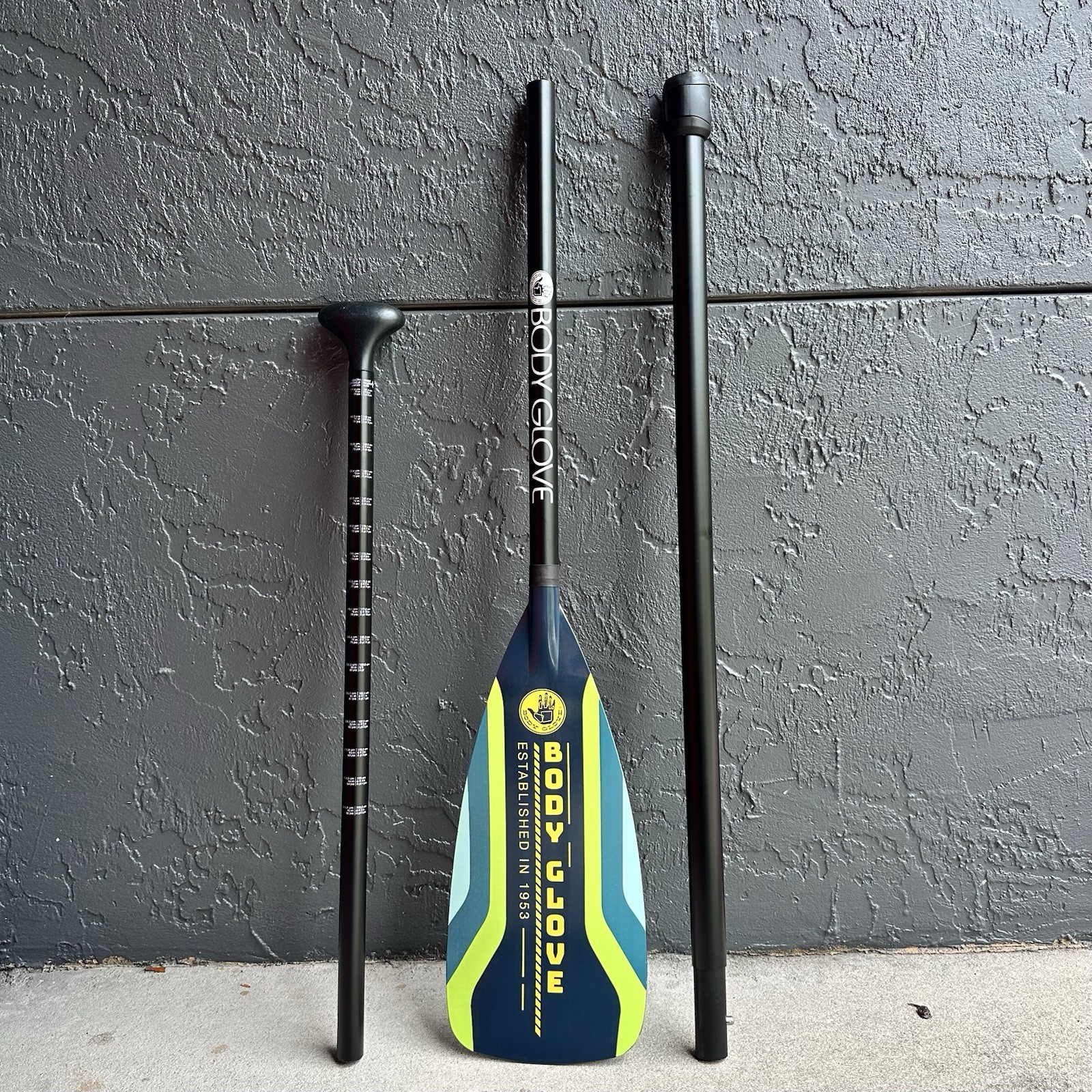 3-Piece Adjustable SUP Paddle –Lightweight, Floating Aluminum Shaft (Body Glove)