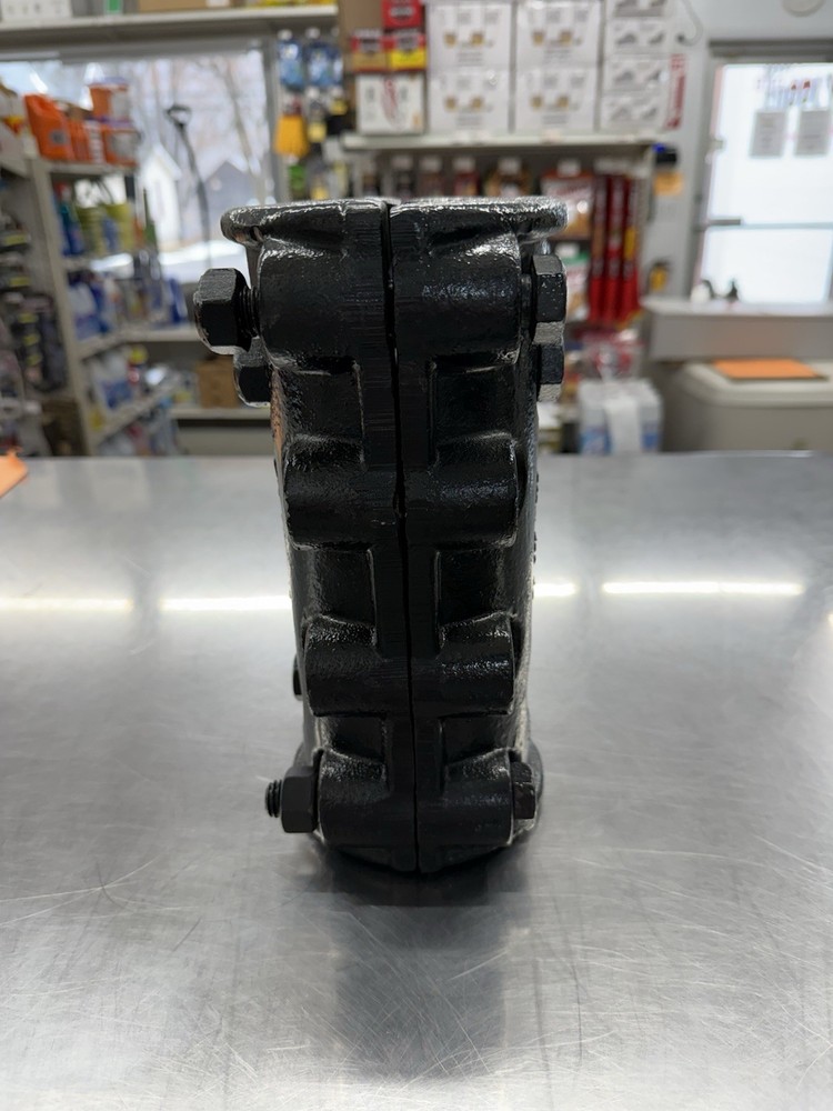 2 1/2” 2 Piece Split Coupler