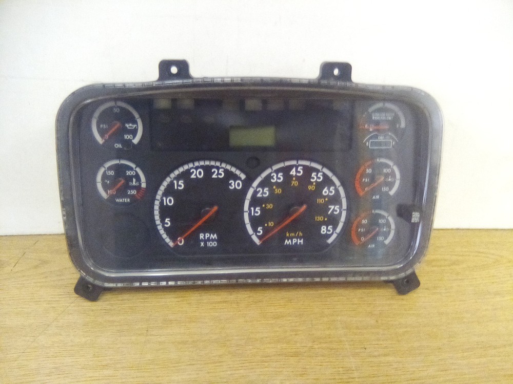 Freightliner M2 Dash Instrument Gauge Cluster