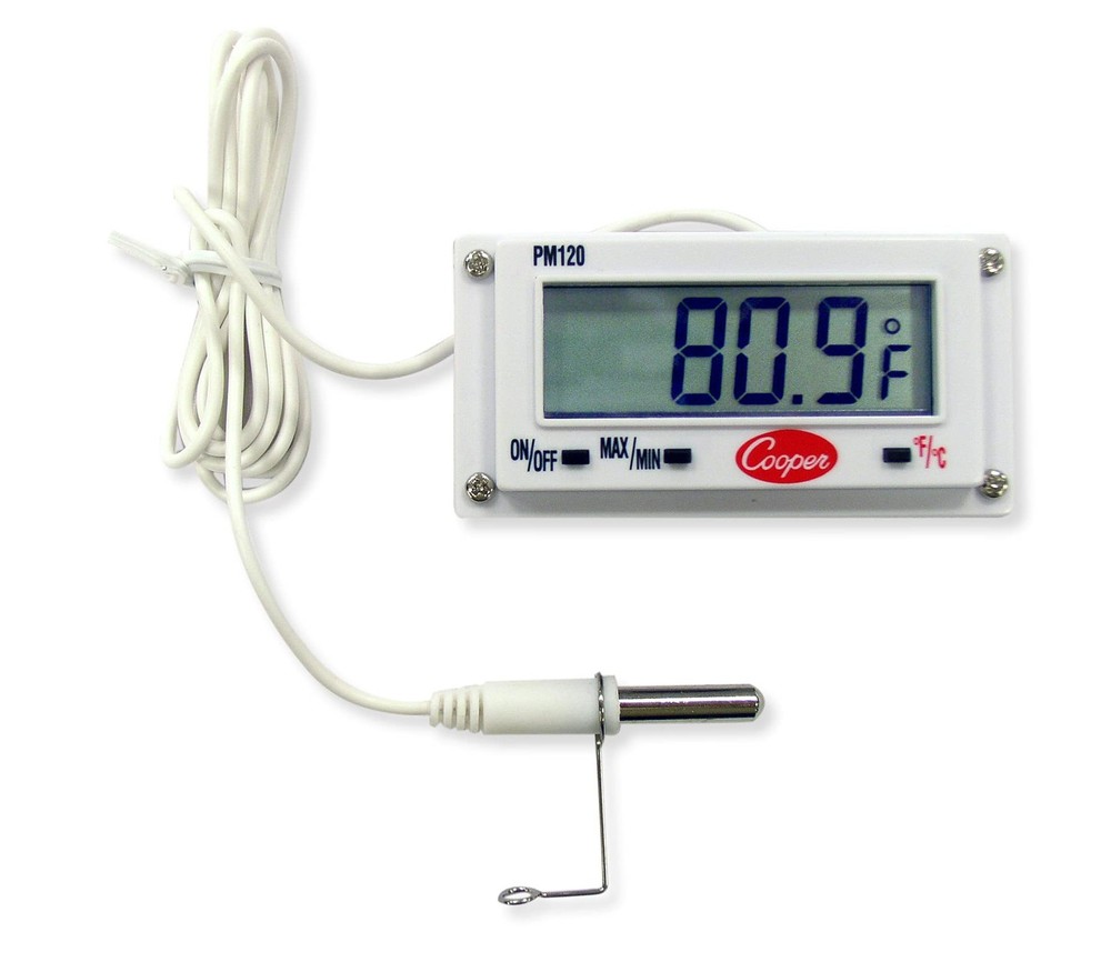 Cooper Digital Panel Thermometer 2.6 X 1.4, 1.5V Aa Bat