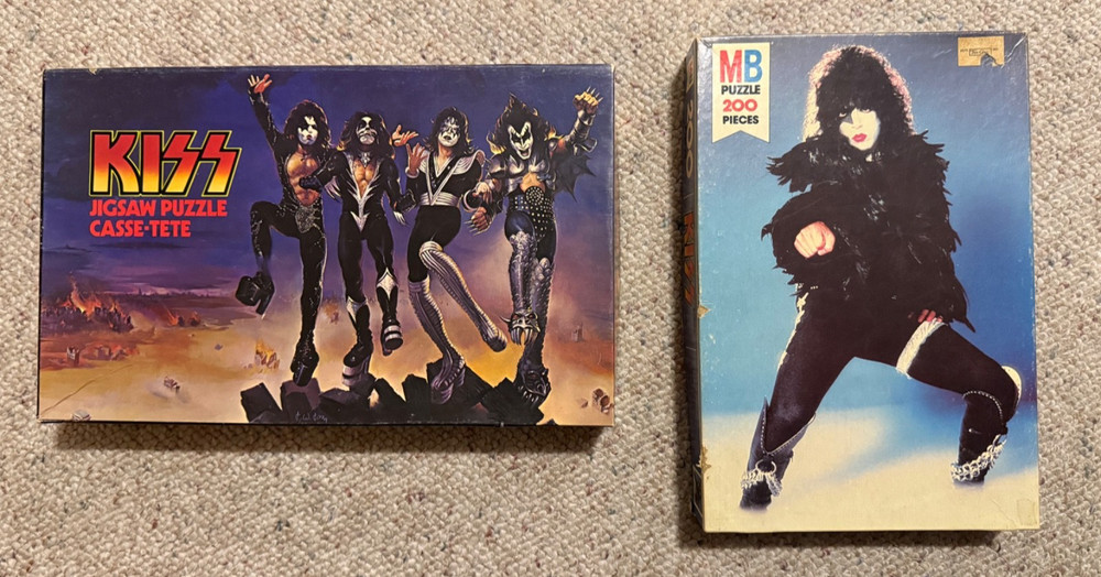 Kiss Puzzles